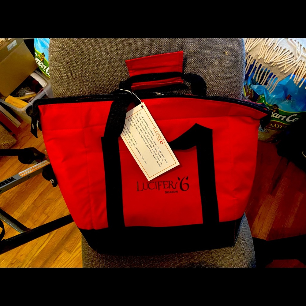 RARE - LUCIFER - Season 6 insulated tote bag - WRAP GIFT